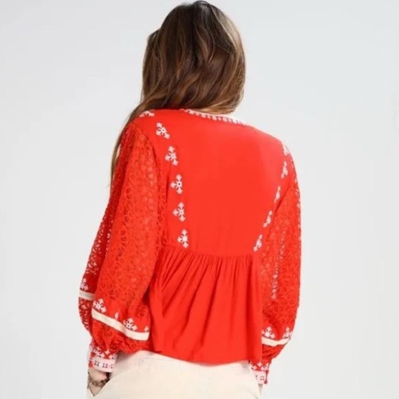 EUC FREE PEOPLE Women's Red Embroidered Top Boho Retro Red  3/4 sleeves SZ M. - Picture 2 of 8